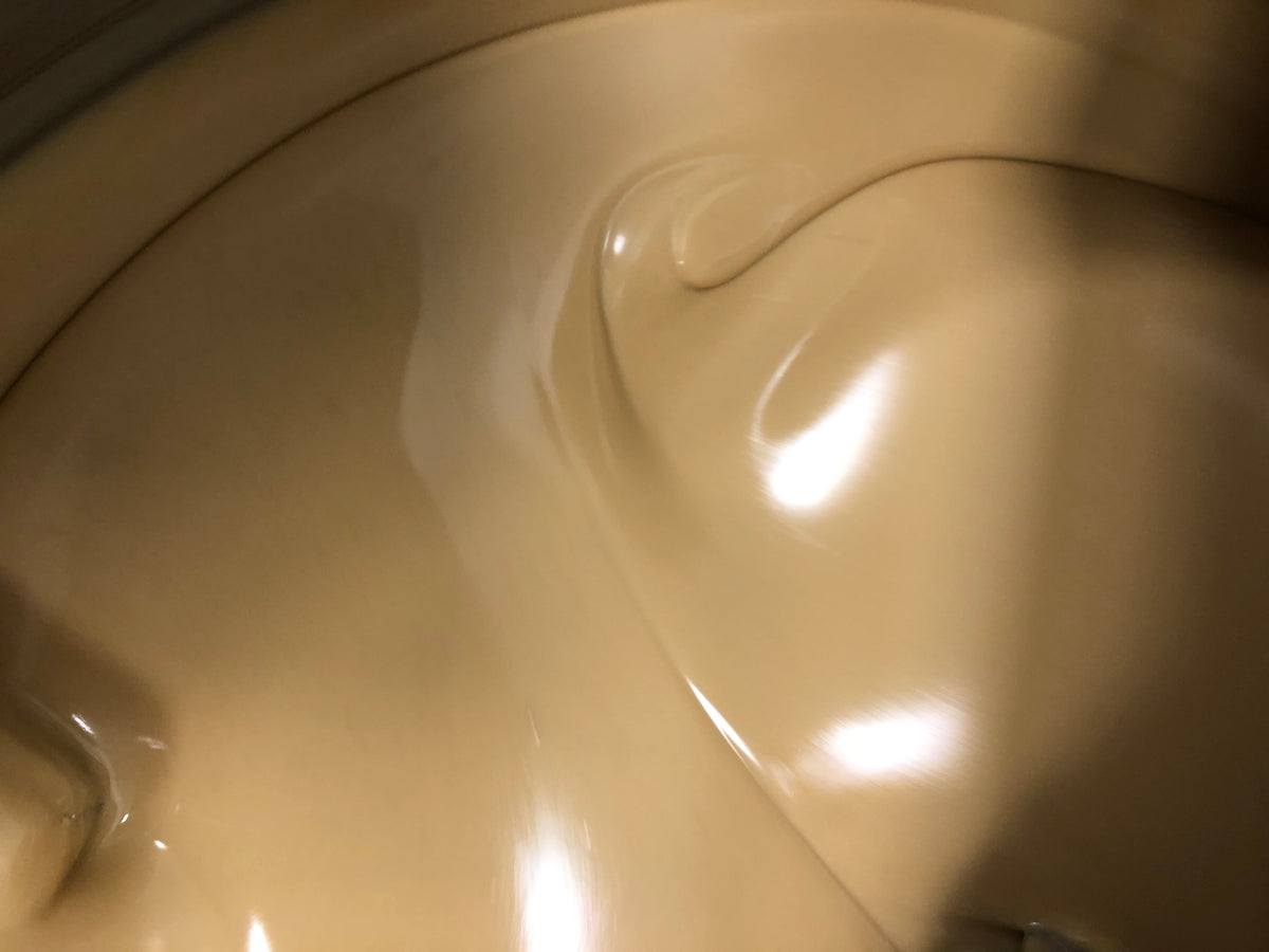 The Light in the Darkness (Ecocacao 85% swirled with Caramelized White 33%)